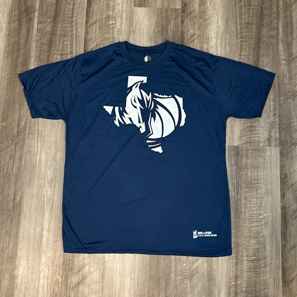 Dallas Mavericks Dirk 20 Special Edition Tee - XL - Picture 2 of 7